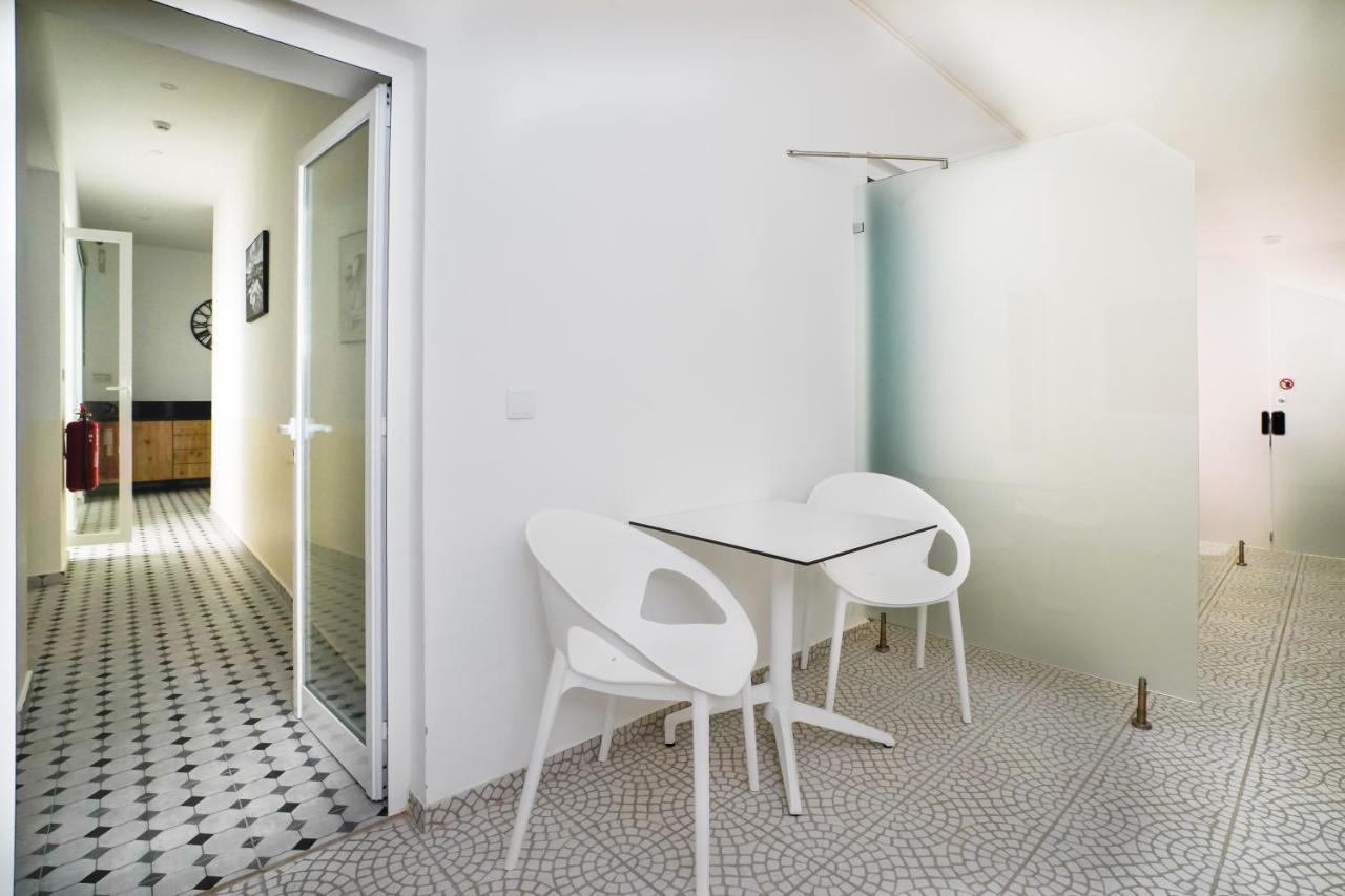 Alameda Guesthouse By Boutique Taipas Garagem Para Motos Portimão Kültér fotó