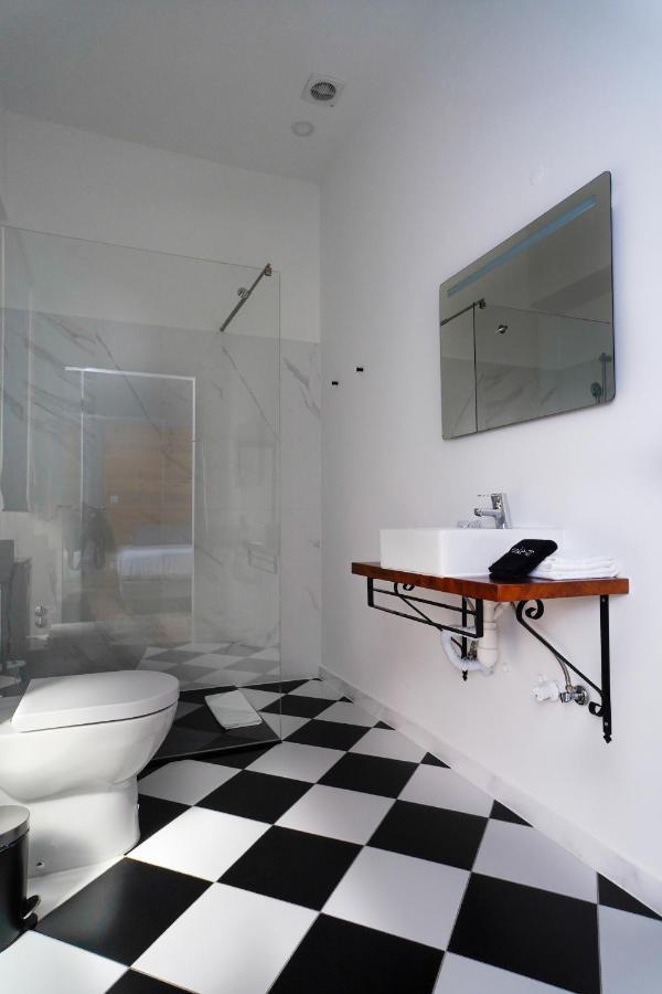 Alameda Guesthouse By Boutique Taipas Garagem Para Motos Portimão Kültér fotó